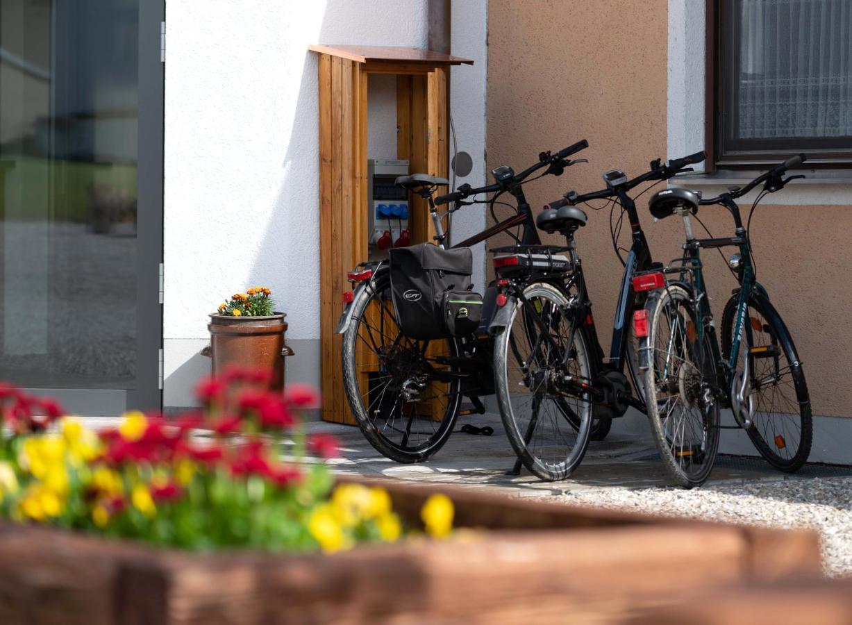 Hotel Gasthof Rosenwirt Au in der Hallertau Екстериор снимка
