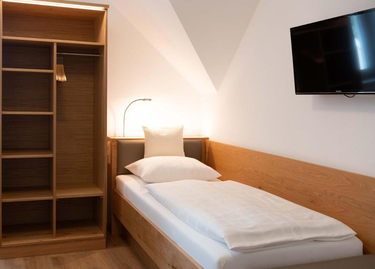 Hotel Gasthof Rosenwirt Au in der Hallertau Екстериор снимка
