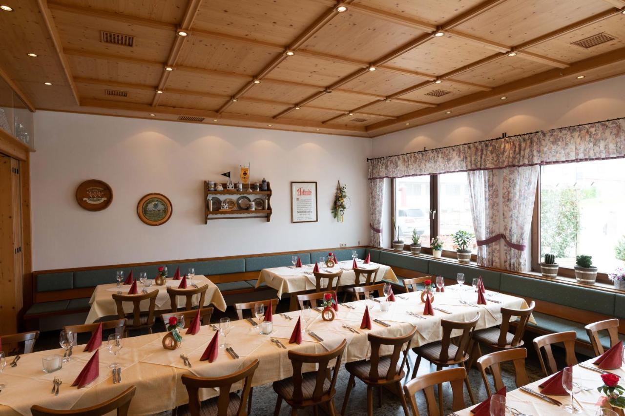 Hotel Gasthof Rosenwirt Au in der Hallertau Екстериор снимка